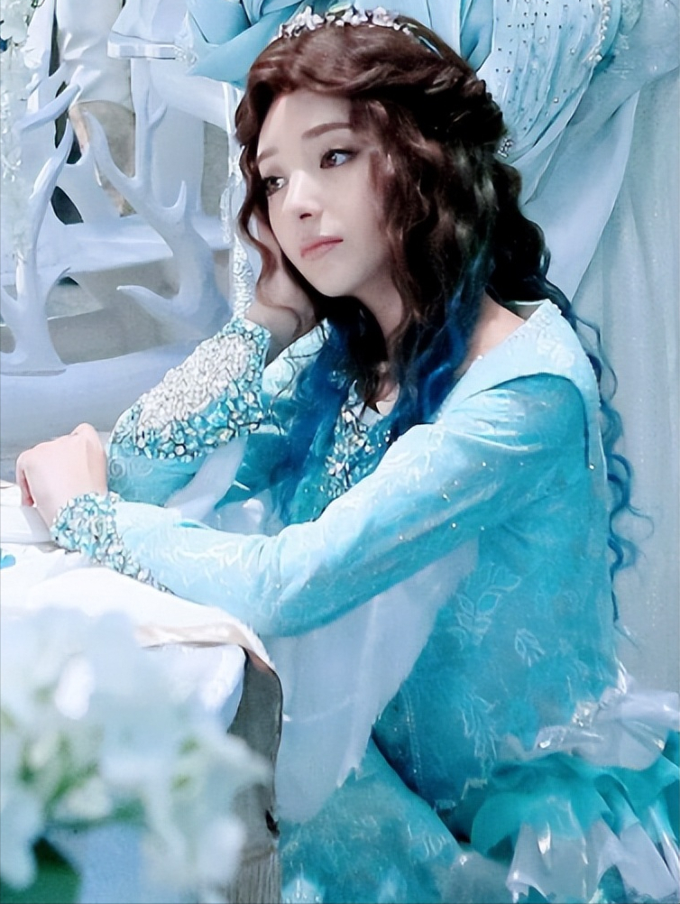 新疆明星美女有哪些(娱乐圈的五大维吾尔族美女)