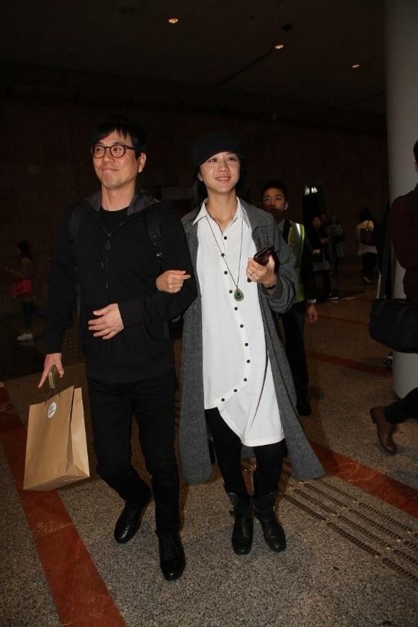 汤唯和金泰勇怎么认识的(演员汤唯与金泰勇的爱情故事)