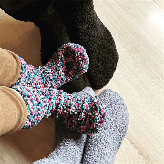 汤唯和金泰勇怎么认识的(演员汤唯与金泰勇的爱情故事)