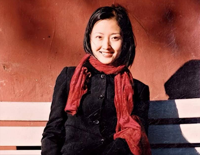 柴静怎么了（央视主持人柴静跌落神坛原因）