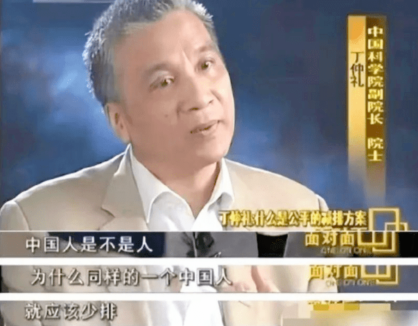 柴静怎么了（央视主持人柴静跌落神坛原因）