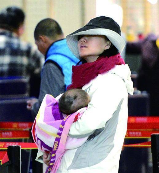 柴静怎么了（央视主持人柴静跌落神坛原因）