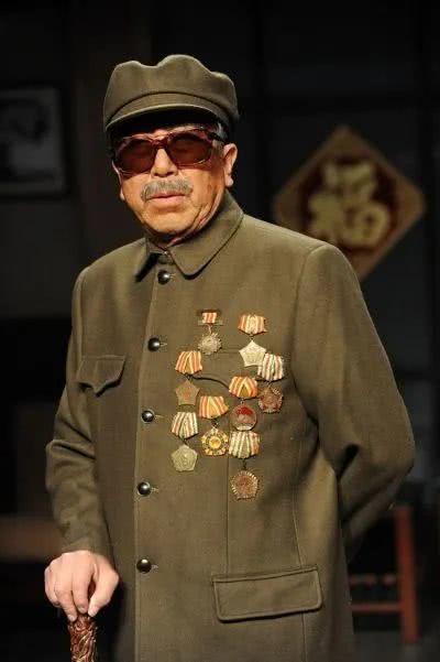 雷恪生个人资料写真作品