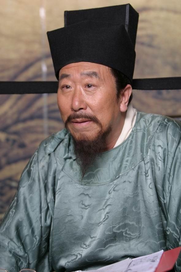 雷恪生个人资料写真作品