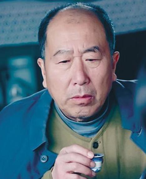 雷恪生个人资料写真作品