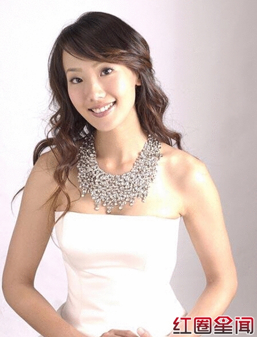 陆明君老公是谁揭个人资料 两人于17日结婚