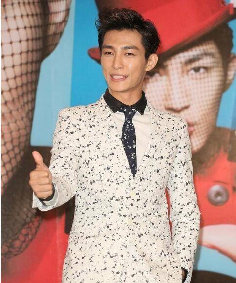 我爱黑涩会炎亚纶