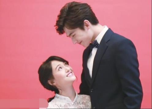 郑爽杨洋十指紧扣逛街视频(2020杨洋和郑爽在一起了吗)