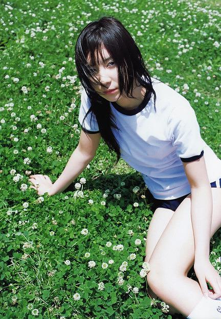 仲村美羽个人资料写真作品