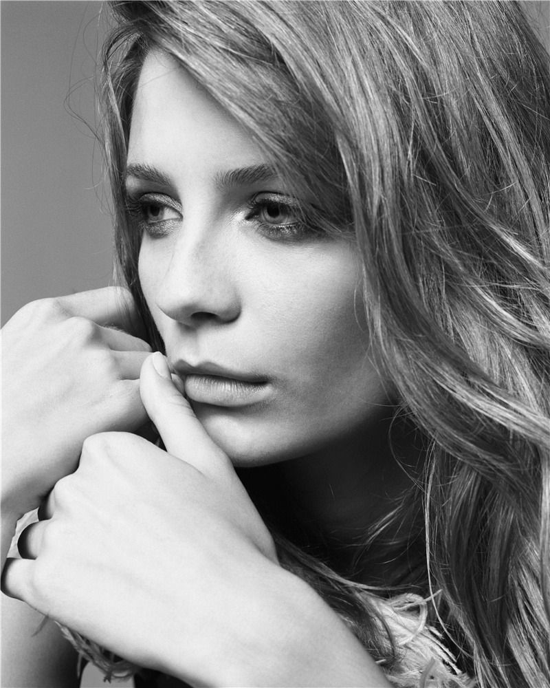 米莎·巴顿个人资料写真作品