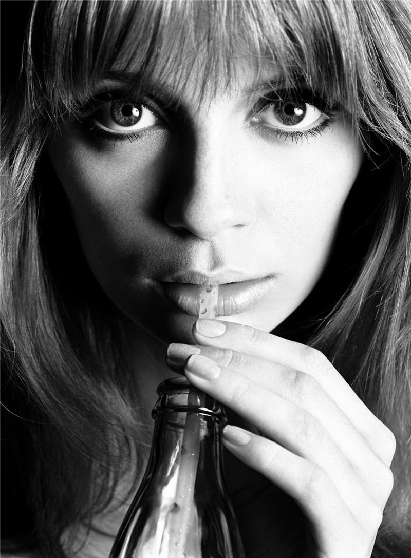 米莎·巴顿个人资料写真作品