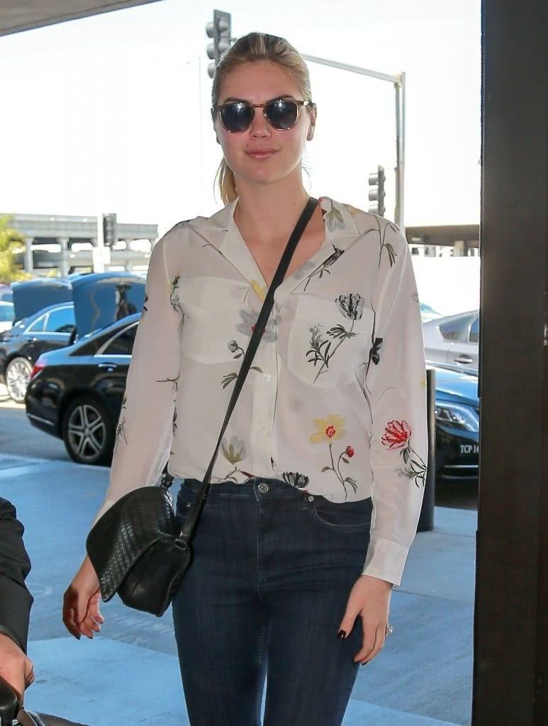 凯特·阿普顿个人资料写真作品