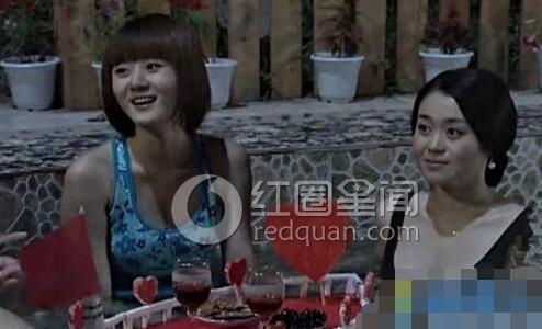 周戈楠和赵本山的关系 周弋楠内衣写真