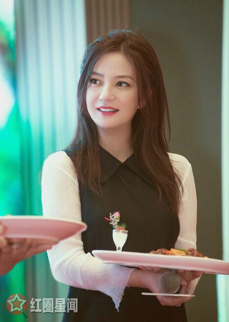 揭秘张艺谋为何不喜欢赵薇 赵薇侧颜美艳动人仙女下凡