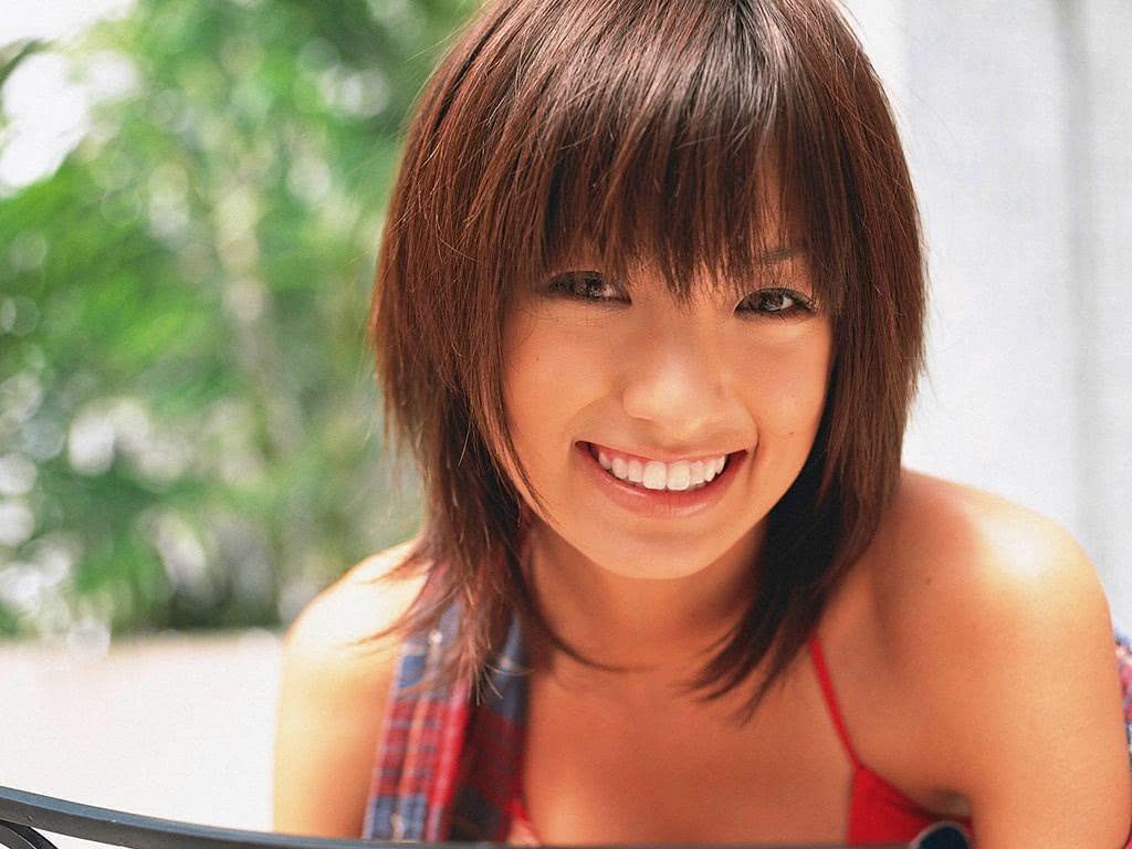 南明奈个人资料写真作品