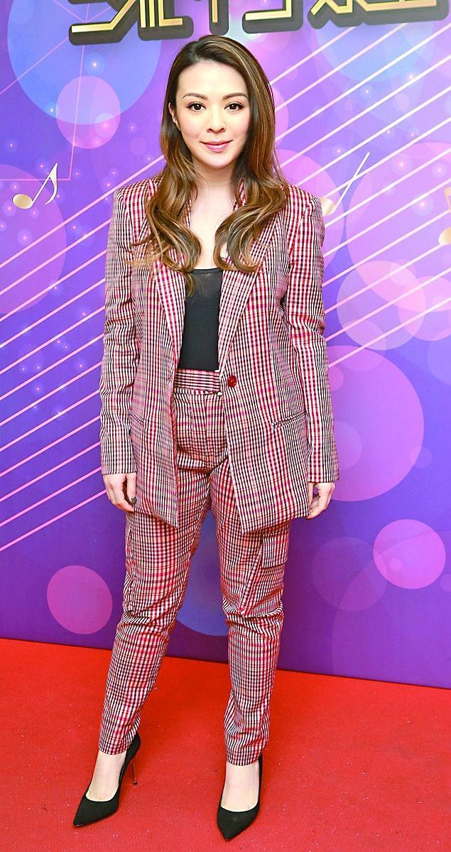 王灏儿个人资料写真作品