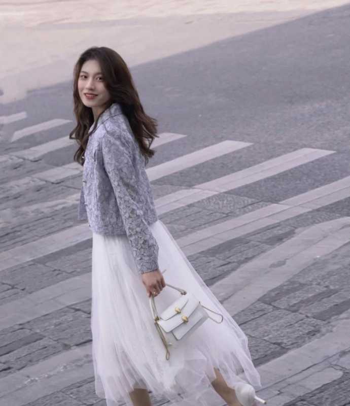 摆摊证(摆地摊到底需不需要证件?) 摆摊证(摆地摊到底需不需要证件?)