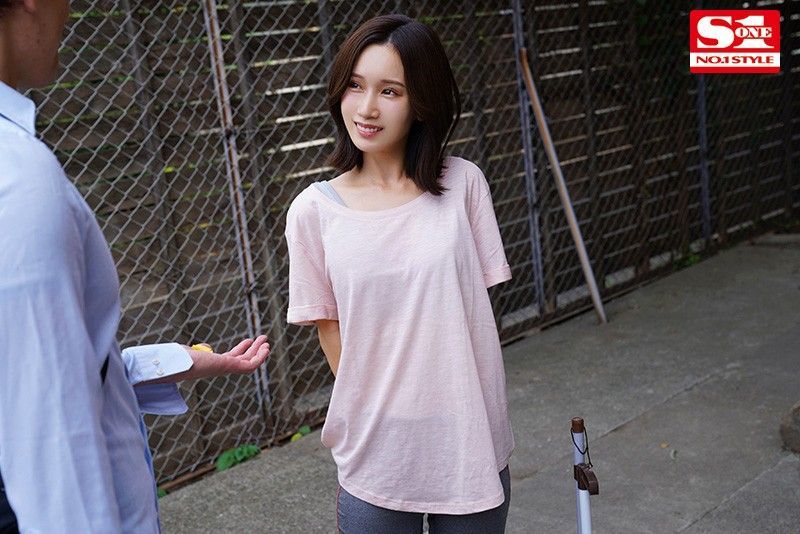 小岛南个人资料写真作品