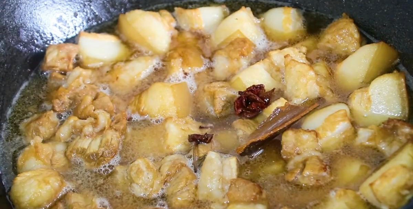 家庭做红烧肉的步骤(难怪饭店的红烧肉那么好吃)