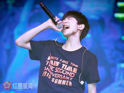 ​蒙面唱将猜猜猜王源是哪一期铁血真汉子是王源吗