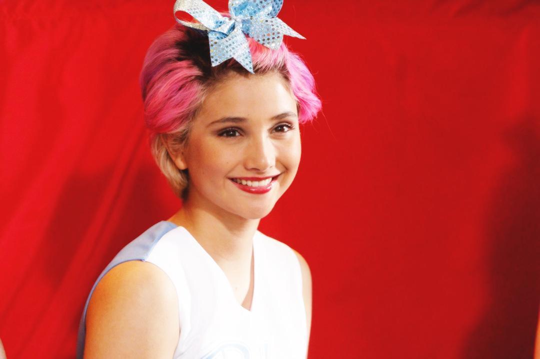 阿曼达·阿库里个人资料写真作品