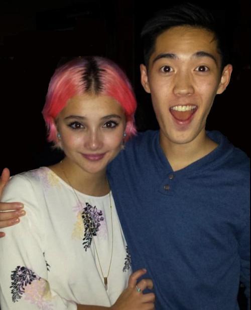 阿曼达·阿库里个人资料写真作品