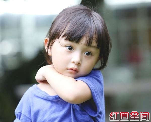 刘楚恬爸爸妈妈是谁真实身份曝光 刘楚恬父母恩爱照片私密情史遭扒