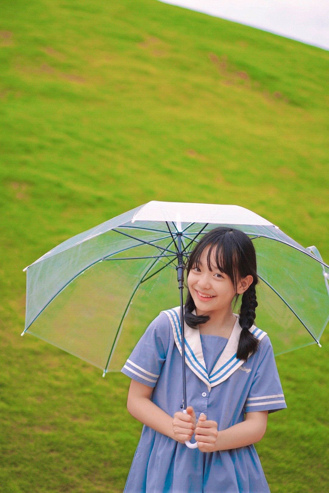 俞馨妍个人资料写真作品