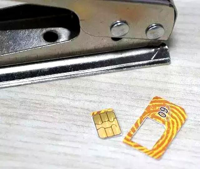 现在的智能手机都采用nanosim卡(为什么手机都用nano-SIM卡)(2)