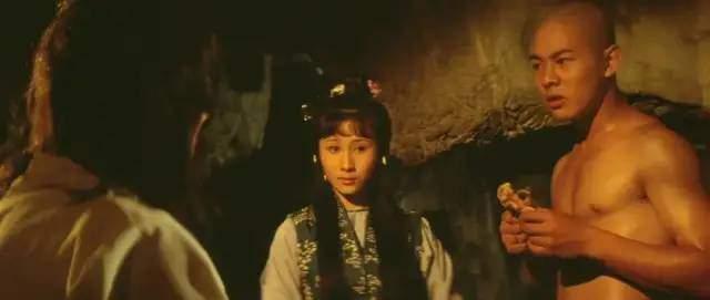 一部很老的古装武侠电视剧（这部武侠剧红极一时）(25)