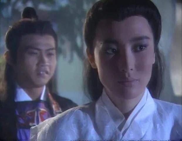 一部很老的古装武侠电视剧（这部武侠剧红极一时）(34)