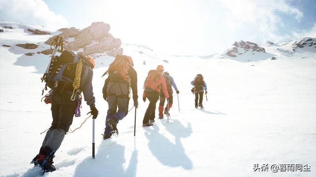 户外徒步露营基础装备(如何便宜买到登山)(23)