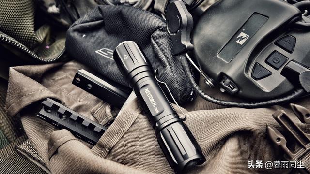户外徒步露营基础装备(如何便宜买到登山)(6)