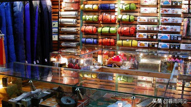 户外徒步露营基础装备(如何便宜买到登山)(7)