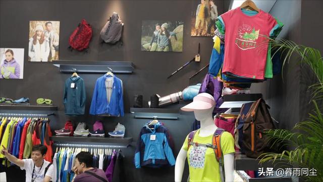 户外徒步露营基础装备(如何便宜买到登山)(9)