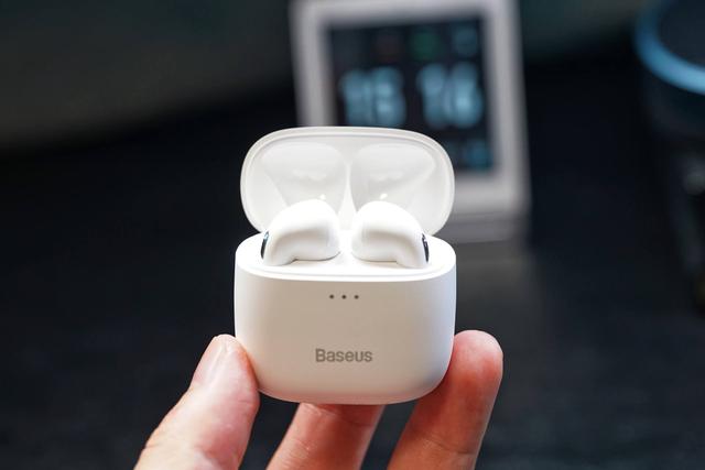 倍思蓝牙耳机e8 测评(售价不到两百但我要说)(8)