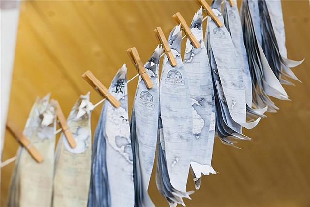 如何自己制作简单的地球仪(还坚持手工制作地球仪的人已经不多了)(7)