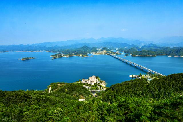 杭州旅游攻略必去十个景点自驾游(来一场说走就走的旅行)(5)