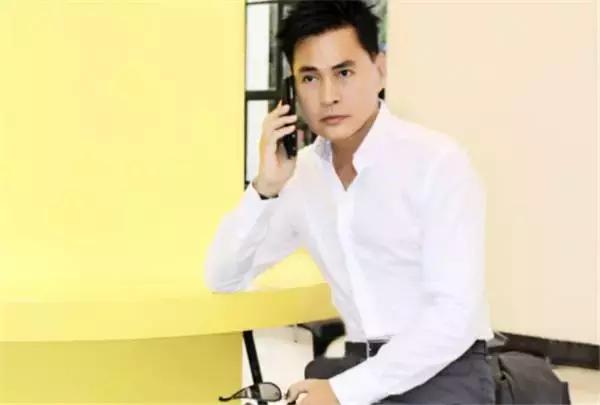 邵氏男演员今昔颜值对比（邵氏电影千面小生）(3)