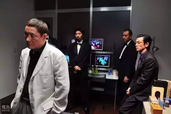十大必看日本黑帮电影(这部日本黑帮片开启团灭模式告诉你)(5)
