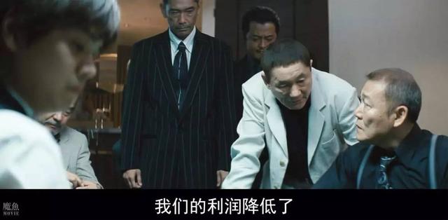 十大必看日本黑帮电影(这部日本黑帮片开启团灭模式告诉你)(19)