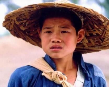 李景亮是小兵张嘎的演员吗