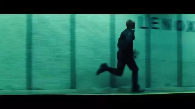 半夜不要照镜子后果很严重(半夜照镜子真的很邪门)(2)