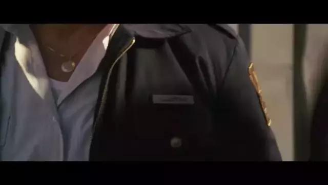 半夜不要照镜子后果很严重(半夜照镜子真的很邪门)(80)