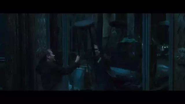 半夜不要照镜子后果很严重(半夜照镜子真的很邪门)(47)