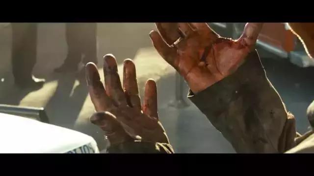 半夜不要照镜子后果很严重(半夜照镜子真的很邪门)(82)