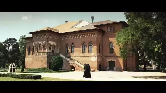 半夜不要照镜子后果很严重(半夜照镜子真的很邪门)(61)