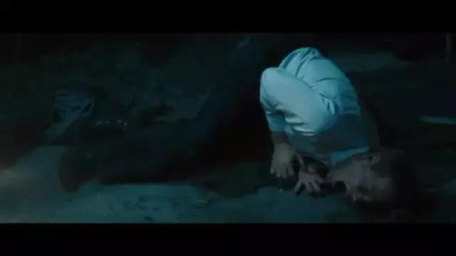 半夜不要照镜子后果很严重(半夜照镜子真的很邪门)(28)