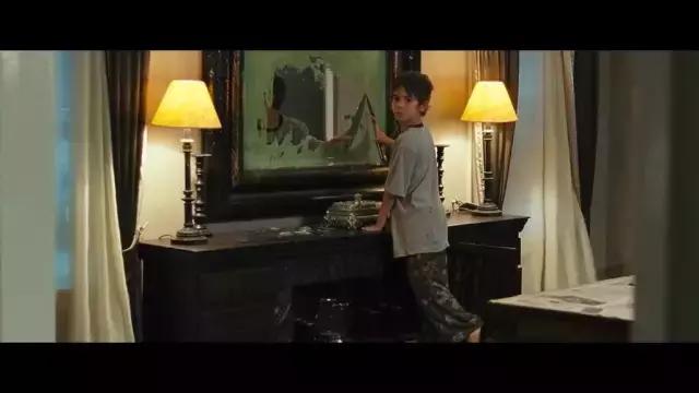 半夜不要照镜子后果很严重(半夜照镜子真的很邪门)(64)