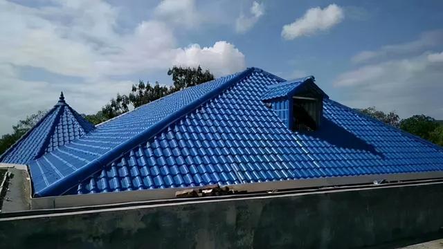 建房用红瓦好还是蓝瓦好看(农村小红顶曾风靡一时)(9)